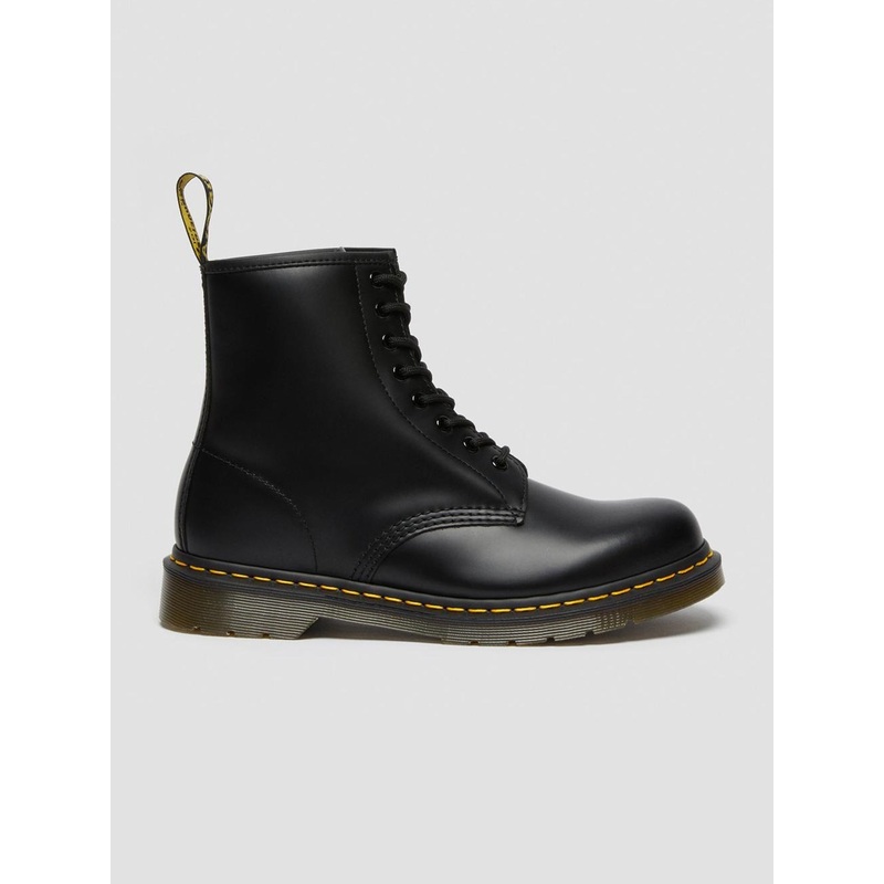 1460 Smooth Black Boots|04/W05|04.5/W05.5|05/W06|05.5/W06.5|06/W07|06.5/W07.5|07/W08|07.5/W08.5|08/W09|08.5/W09.5|09/W10|09.5|10/W11|10.5|11/W12|11.5|12|13|14|10|11|BLACK