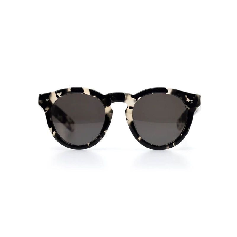 vacation-sunglasses-o-s-smoke-tortoise-black_1 Vacation Sunglasses|O/S|SMOKE TORTOISE|BLACK