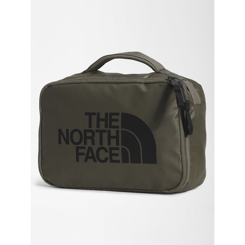 Base Camp Voyager Dopp Kit|O/S|NEW TPE GRN/TNF BLK (BQW)|SUMMIT NAVY/SMT GLD (H7I)|TNF BLACK/TNF WHITE (KYA)|TNF BLACK/TNF WHITE-NPF (53R)|TNF BLACK/ASPHALT GREY (KT0)|TNF BLACK/TNF WHITE (KY4)