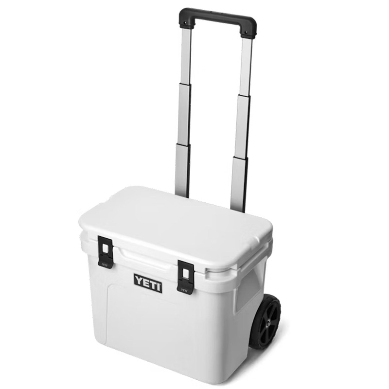 Roadie 32 White Wheeled Cooler