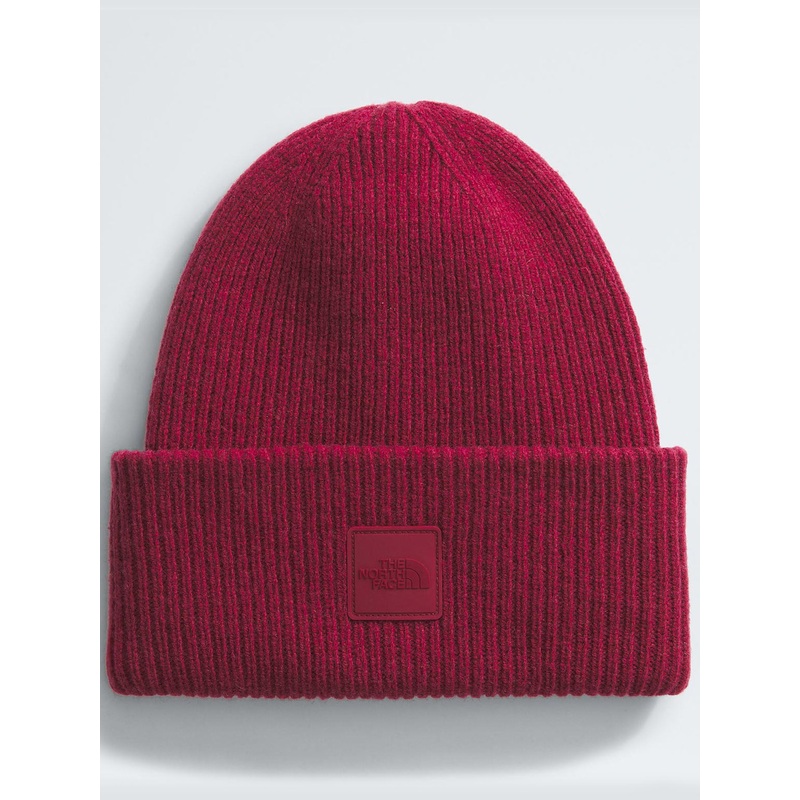 Urban Patch Beanie|O/S|BEETROOT (1IX)|SMOKEY BROWN (1OI)|WHITE DUNE (QLI)|KHAKI STONE (LK5)|TNF BLACK (JK3)
