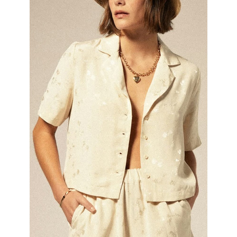 Silky Jacquard Short Sleeve Buttondown Shirt
