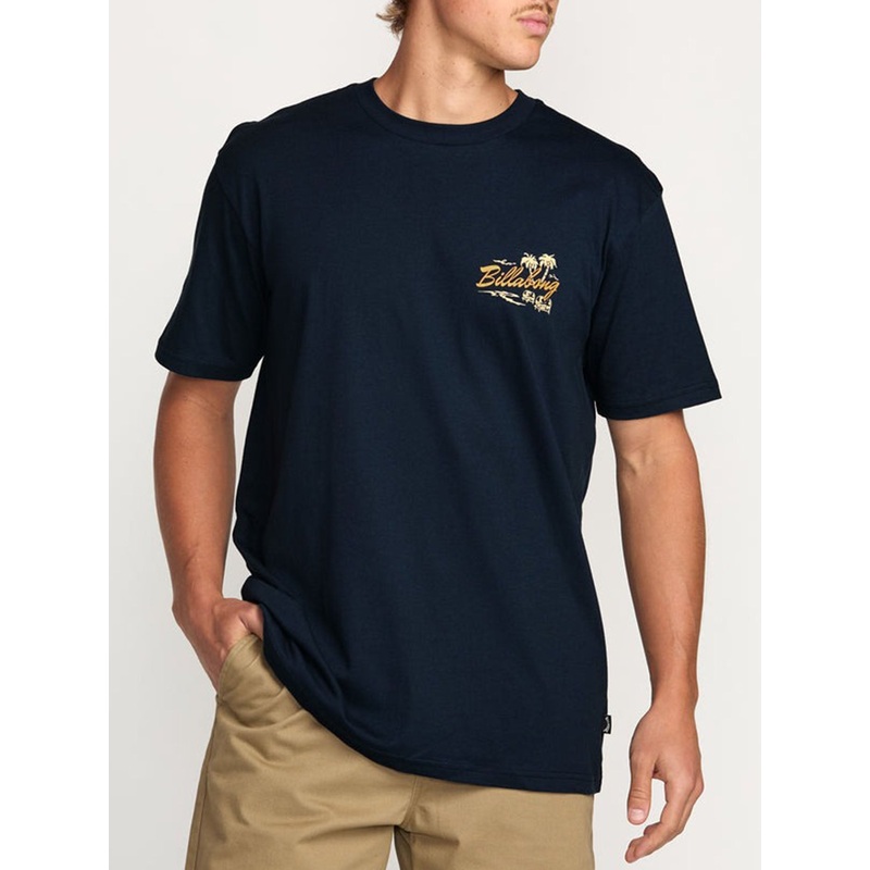 Skull Island Premium T-Shirt|SM|MED|LRG|XL|XXL|NAVY (NVY)|BERMUDA (BDA)