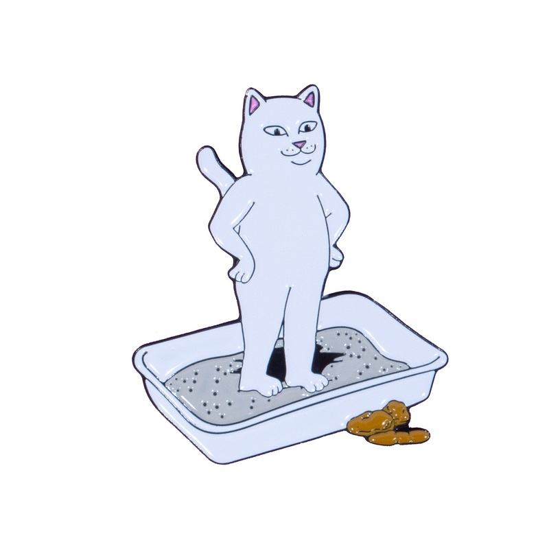 Think Outside Pin|One Size