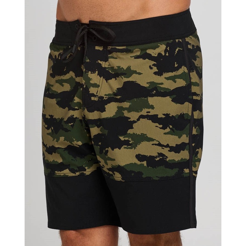 The Mad Hueys Palm Paradise Boardshort 19