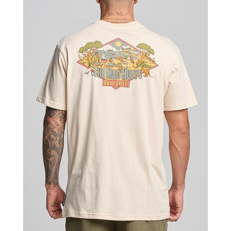 The Mad Hueys DAY FOR IT | SS TEE