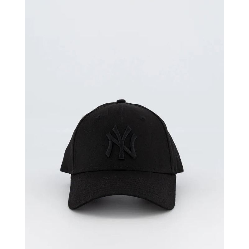 New Era New York Yankees Black on Black 9FORTY
